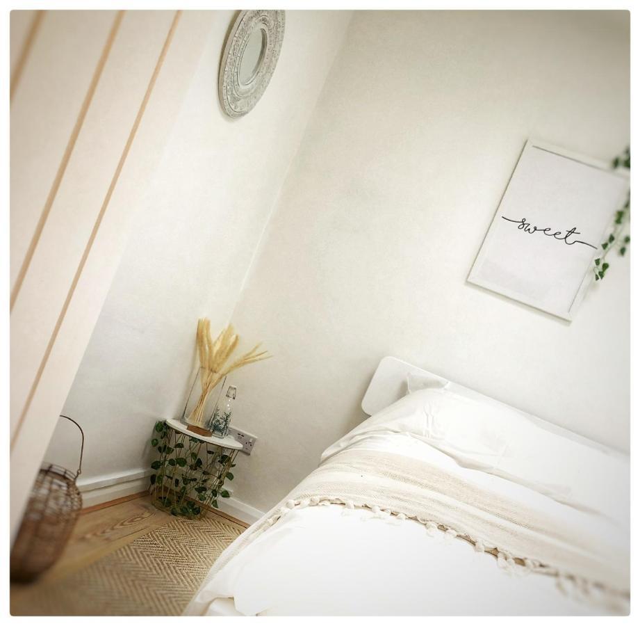 Ferienwohnung The Beach Hideaways Hove Exterior foto